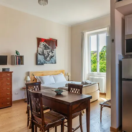 Sales - Fromhometorome