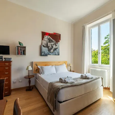 Sales - Fromhometorome * Roma